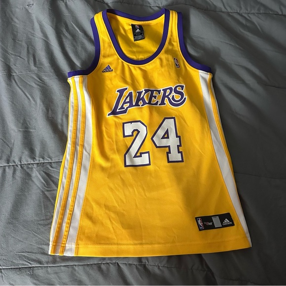 Vintage Adidas Kobe Bryant #24 Lakers Women’s S NBA4HER Swingman Jersey